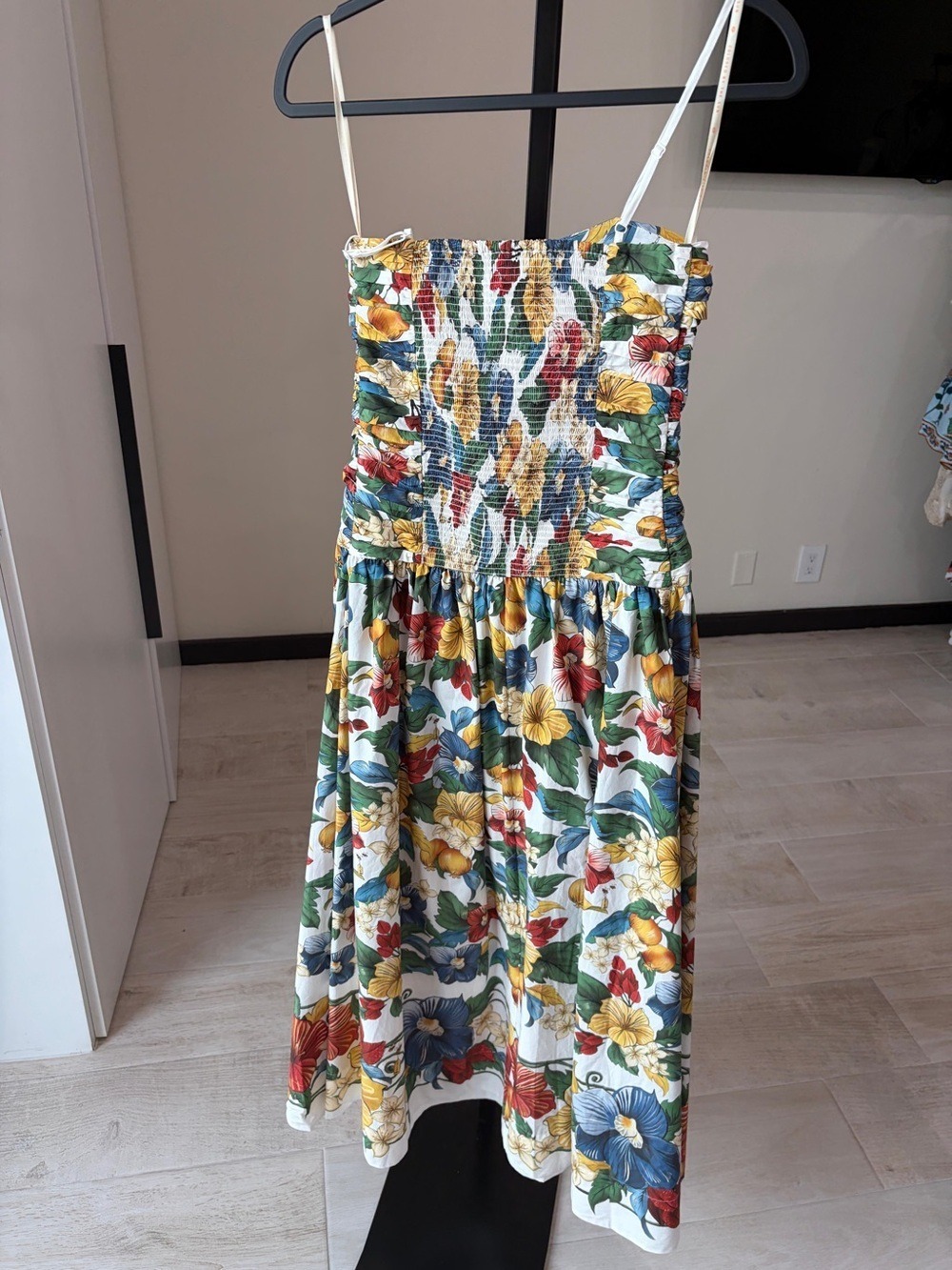 Farm Rio Tropi Ruched Maxi Sundress - Picture 9 of 10